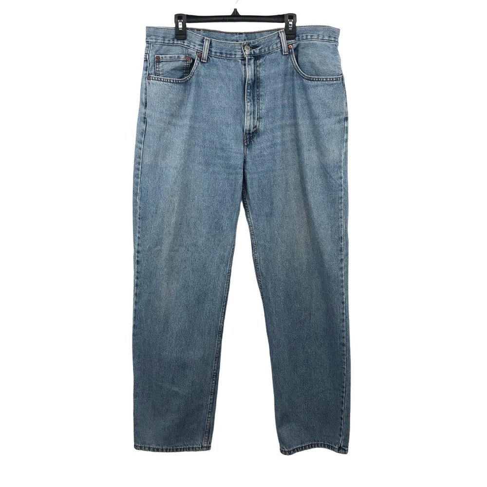 Levis 550 Jeans Mens 40x34 Used (Measures 39” x 32.5”)